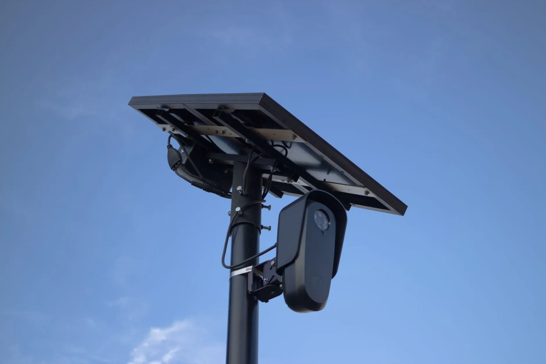 电子元器件选型指南：连接器与线束在工业控制中的匹配要点