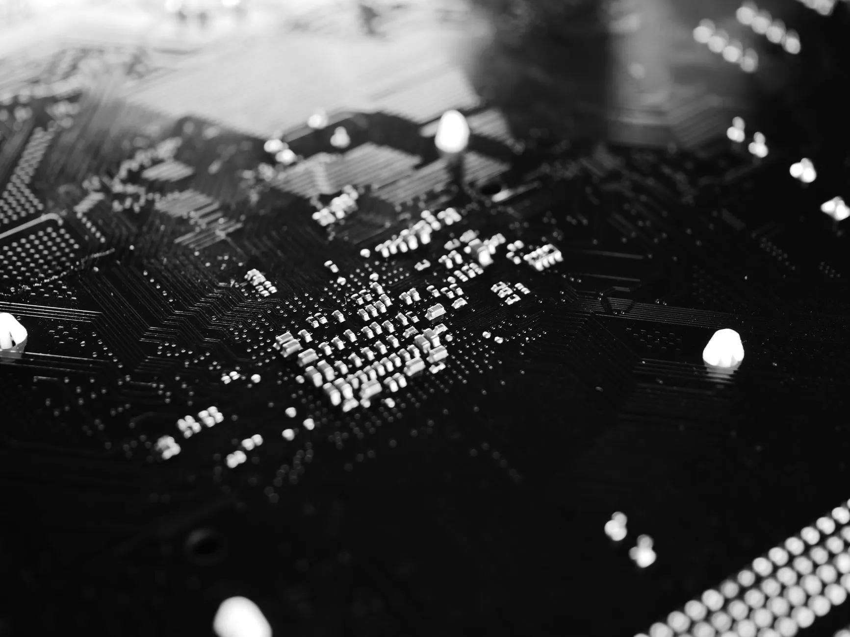 2024年电子元器件市场行情分析：电路板与连接器价格走势观察正文配图 1